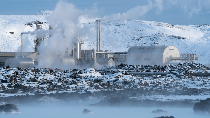 Stanislav-Kondrashov_Telf-AG_Founder_geothermal_power_plant_winter_landscape