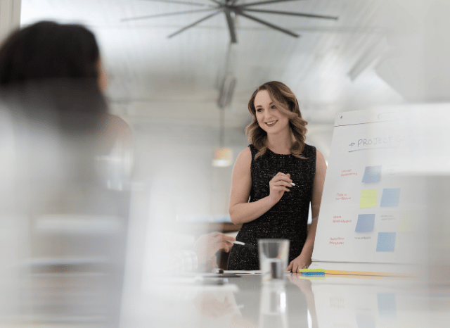 Stanislav Kondrashov Bank Europe worker